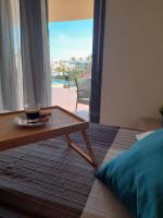 Piso de lujo - descansar y trabajar en Golf Panoramica para 4 pers - internet fibra GRATIS - B&B