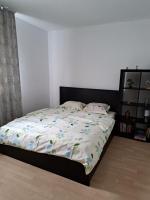 B&B Bucarest - Militari studio near metro station - Bed and Breakfast Bucarest