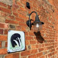 Badgers Sett at Tove Valley Cottages - Bed and Breakfast