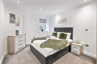 Bright and spacious Apartment - Excellent Location - B&B