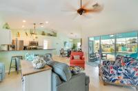 B&B Cape Coral - Cape Coral Retreat with Heated Pool and Lanai! - Bed and Breakfast Cape Coral