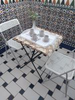 CONCEPCIÓN HOUSE HUELVA, pleno centro, GARAJE en el propio edificio - B&B Huelva