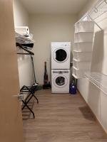 Flexhome Walkers Point Studio T2 with Gym and Balcony - B&B