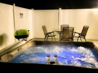Wild Stallion HOT TUB Sleeps 4 Darts Private - B&B Ahwahnee