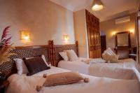 Deluxe Doppelzimmer mit 2 Doppelbetten