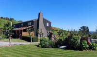 B&B Taupo - Country Lodge Kinloch - Bed and Breakfast Taupo