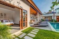 Echo Beach Villa and Apartment - B&B Canggu
