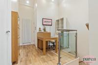 Parea Living - Canary Wharf, Secluded Luxury Flat w Free Parking & Remote Working - Chambres d'hôtes Londres