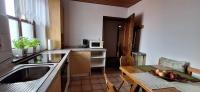 Apartment with Mountain View
