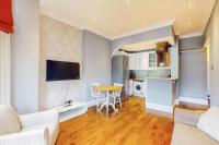 B&B Londra - Super 2Bed Flat- 8 min to the station - Bed and Breakfast Londra