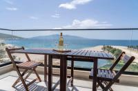Beachfront Apartments- Horizon Residence - B&B Santi Quaranta