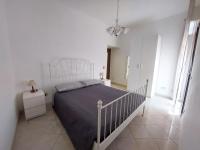 Fronte porto apartment 2 - B&B