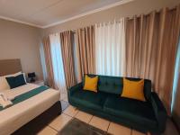 Tevin Nest 2 - Bed and Breakfast Centane