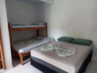Vierbettzimmer mit eigenem Bad