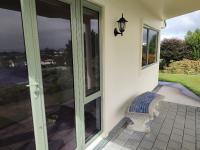 B&B New Plymouth - Home with sea views - Bed and Breakfast New Plymouth