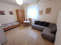 Chambre Lits Jumeaux avec Salle de Bains Commune