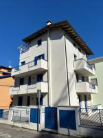 RESIDENCE STEFANIA ATTICI SU 2 LIVELLI - AGENZIA COCAL - B&B Caorle