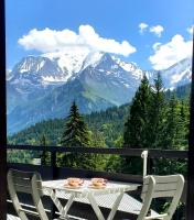 Appartement Saint Gervais les Bains piscine et vue imprenable Mont Blanc - B&B Saint-Gervais-les-Bains
