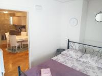 Comfort One-Bedroom Apartment with Balcony