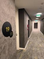 "The Pine" in the heart of CBD - B&B Adelaide