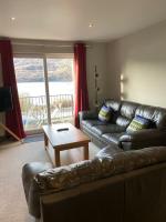 Fassifern. 1st Floor Apartment with Loch View - B&B