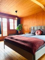 B&B Kandersteg - Lovely & great equipped wooden Alp Chalet flat - Bed and Breakfast Kandersteg