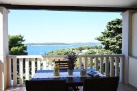 One-Bedroom Apartment - Sea Side