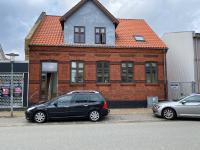 B&B Frederikshavn - Oasen Ved Centrum 1 sal. - Bed and Breakfast Frederikshavn