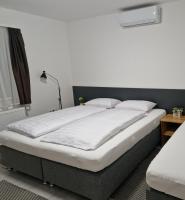 AqFel Airport Apartment - B&B