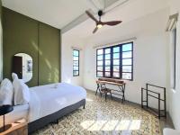 Donovan By Wynwood House - Bed and Breakfast