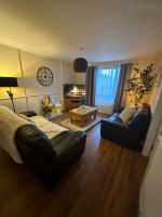 B&B Dalwhinnie - Spacious 3 bedroom flat close to city center - Bed and Breakfast Dalwhinnie