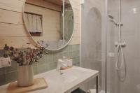 Dom to za mało! Całoroczny dom z prywatnym jacuzzi - Chambres d'hôtes Borzestowo
