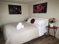 B&B Auckland - Warm little house at Wesley - Bed and Breakfast Auckland