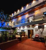 B&B Mount Abu - EMINENCE - PALM RESIDENCY (1.5 KM FROM NAKKI LAKE) - Bed and Breakfast Mount Abu