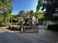 B&B Shanklin - 1 Apse Castle Cottage - Pet Friendly - Bed and Breakfast Shanklin