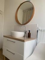 Joli logement rénové proche centre-ville - Ferienwohnung