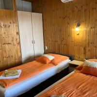 Dreibettzimmer mit Balkon