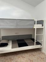 Chambre Quadruple avec Salle de Bains Commune