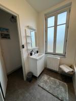 STUDIO COSY Gare & centre-ville - B&B