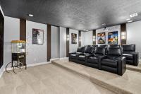 Modern House with Pool TheaterGames near Disney - B&B Loughman