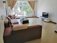 B&B Dar es-Salam - Deluxe Rooms in Shared Apartments - Bed and Breakfast Dar es-Salam