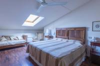 Deluxe Room (2 Adults + 1 Child)