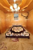 B&B Yaremche - Будиночок для щастя - Bed and Breakfast Yaremche