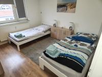 Gästewohnung 2 in direkter Nähe zur Veltinsarena - B&B