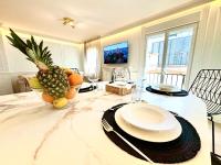 Luxury Cathedral Views in Seville - B&B