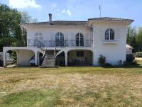Villa Blanche spacieuse pour 8 (modulable), avec mer, piscine, balades à vélo - Bed and Breakfast La Tremblade