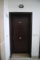 The Clay Studio - 2BR Artistic yet modern Loft located strategically near Shopping Centre and Market - Chambres d'hôtes Le Caire