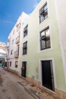 Beach Townhouse - Luxury, Wi-Fi, AC, 2 mins from the beach - B&B Armação de Pêra