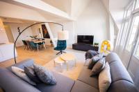 B&B Rotterdam - Grandly 3 Bedroom Serviced Apartment 83m2 -NB306G- - Bed and Breakfast Rotterdam