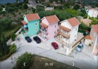 Kostas--Sarantis--2 - B&B